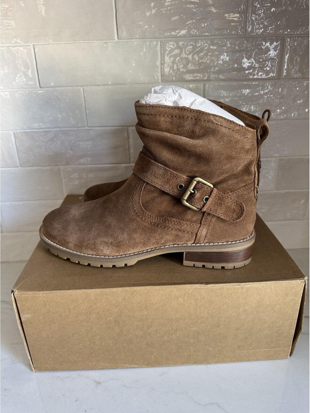 Earth Thrill Suede Buckle Ankle Ruched Booties Medium brown 210 9.5M READ
